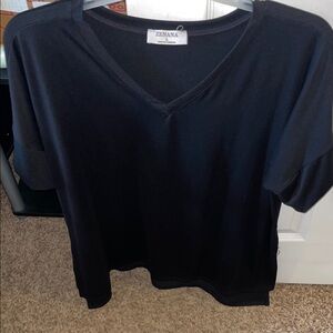 Zenana Outfitters Classic Black V-Neck Tee